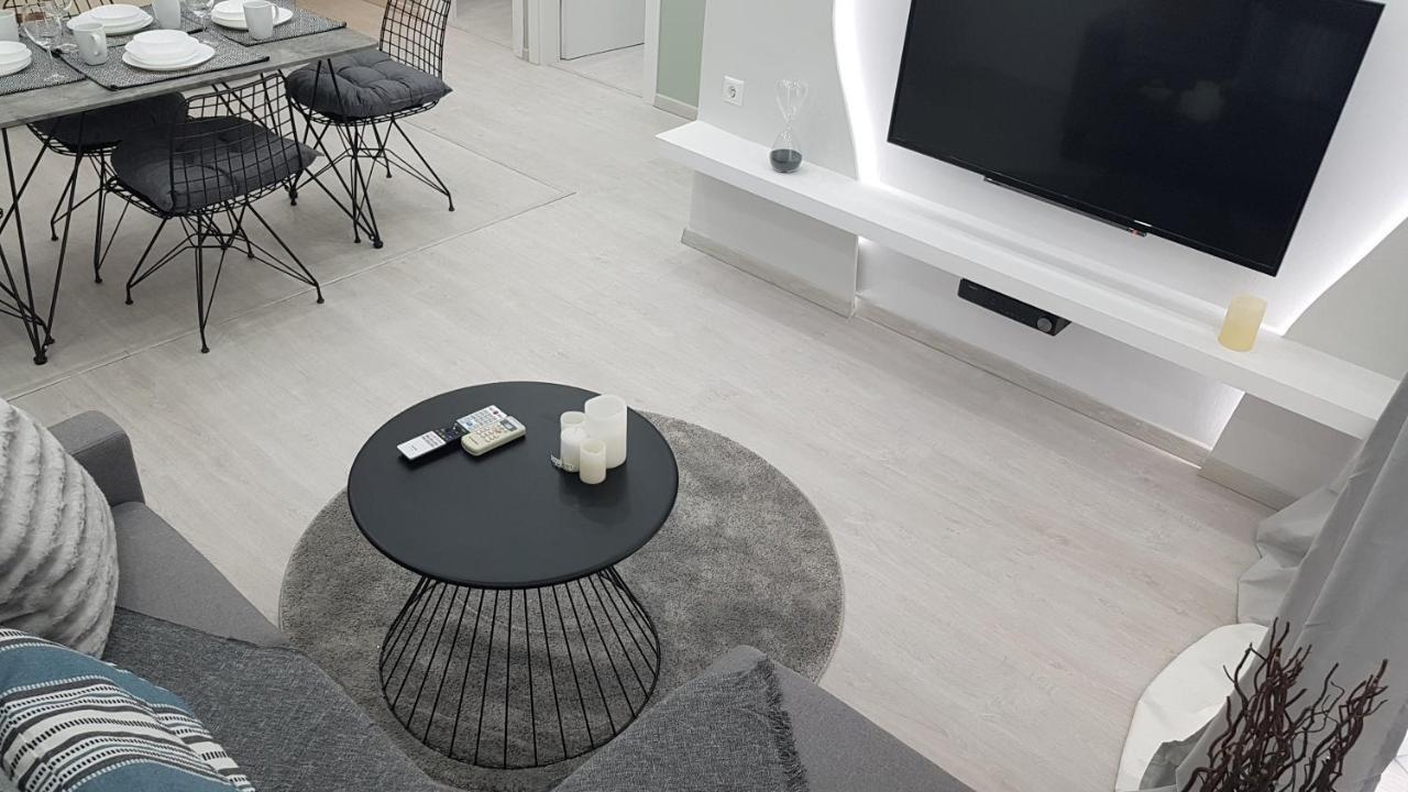 Konstantinos'S Luxury Apartment เทสซาโลนิกิ ภายนอก รูปภาพ